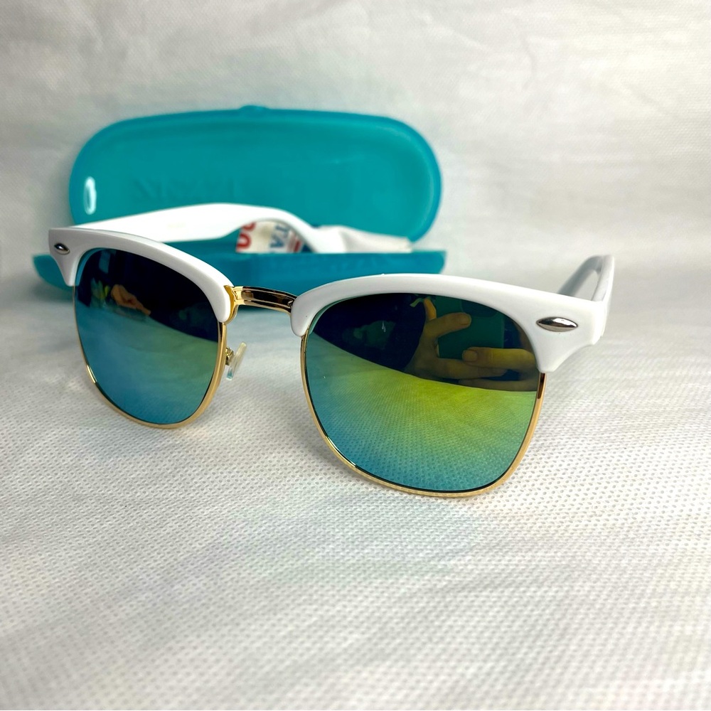 ZeroUV Vintage Inspired Classic Half Frame Horn Rimmed White Frame Rainbow Lens